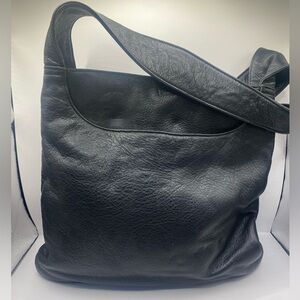 A. Giannetti Black Leather Shoulder Bag‎